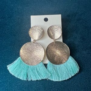 Boutique earrings! Champagne gold drop earring with Mint green/blue fringe! NWT